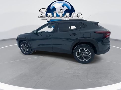 New 2026 Chevrolet Trax LT w/ Driver Confidence Package image 5