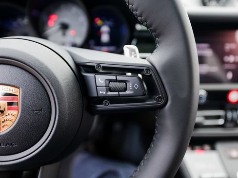Certified 2026 Porsche Macan S AWD/4WD image 16
