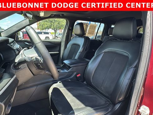 Used 2023 Jeep Grand Cherokee L Altitude AWD/4WD image 14