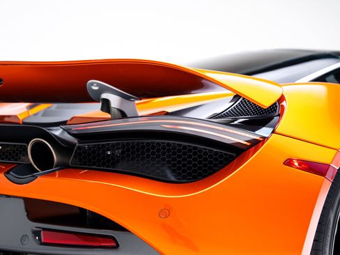 Used 2018 McLaren 720S Performance image 33