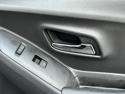 Used 2020 Chevrolet Trax LT image 26