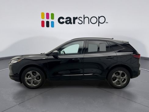 Used 2023 Ford Escape ST-Line w/ Tech Pack #1 AWD/4WD image 2