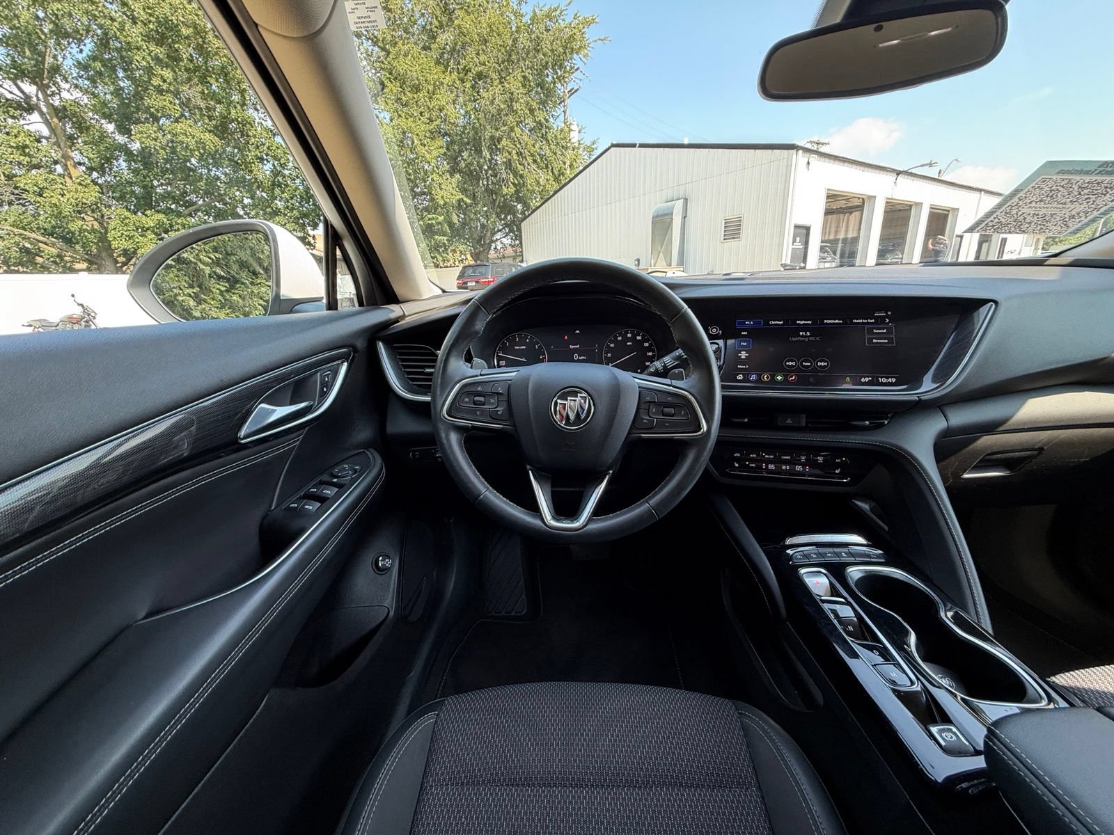 Used 2023 Buick Envision Preferred AWD/4WD image 2