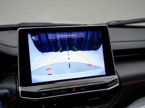 Used 2024 Jeep Compass Trailhawk image 29