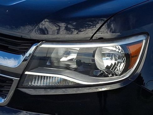 Used 2020 Chevrolet Colorado LT RWD image 26