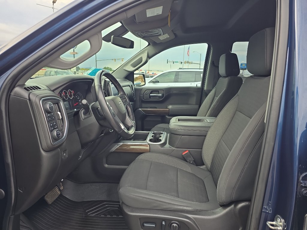 Certified 2022 Chevrolet Silverado 1500 RST AWD/4WD image 13