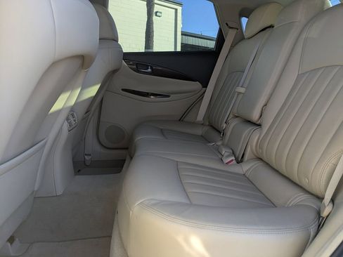 Used 2016 INFINITI QX50 AWD w/ Premium Plus Package image 13