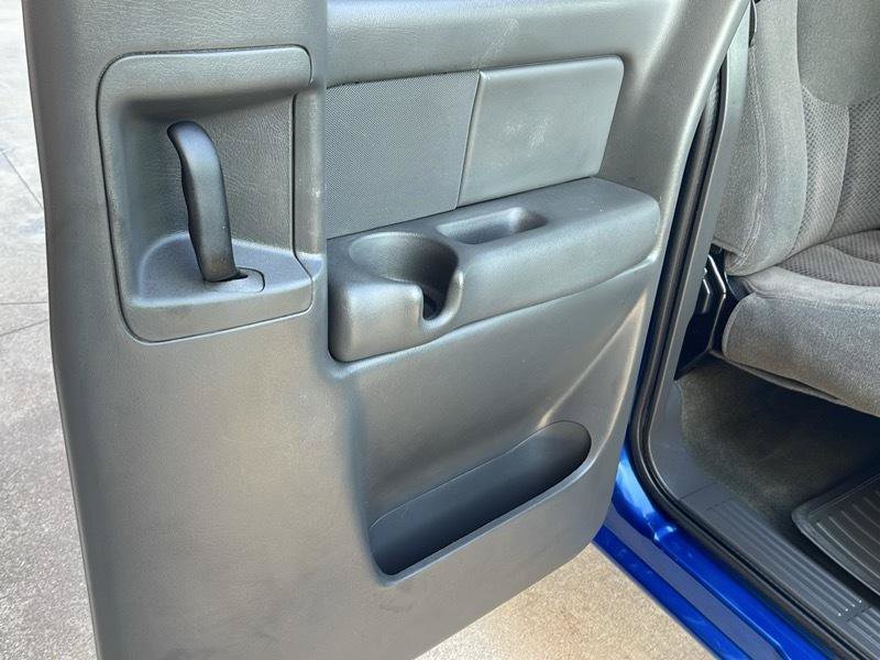 Used 2003 Chevrolet Silverado 1500 LS AWD/4WD image 36