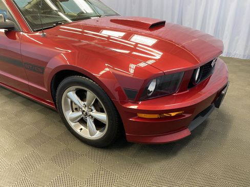 Used 2007 Ford Mustang GT image 38
