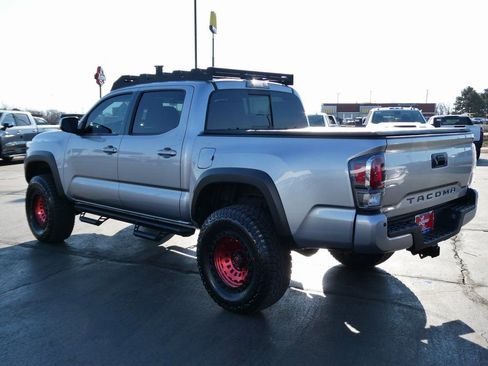 Used 2023 Toyota Tacoma TRD Off-Road w/ TRD Premium Off Road Package image 12