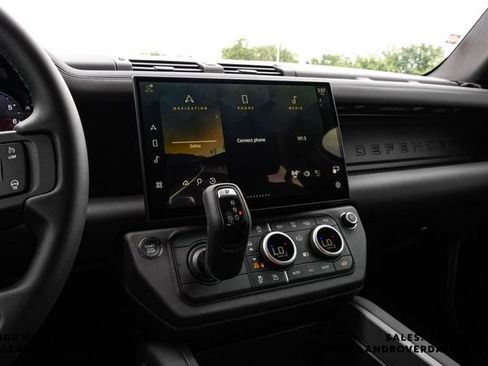 New 2026 Land Rover Defender 110 S AWD/4WD image 30
