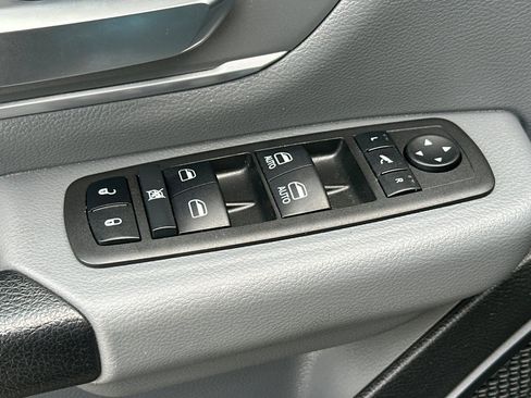 Used 2022 RAM 1500 Big Horn image 14