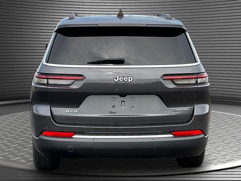 Used 2023 Jeep Grand Cherokee L Laredo AWD/4WD image 6