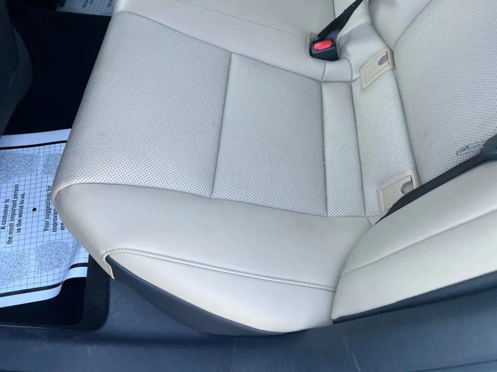 Used 2020 Lexus ES 350 w/ Premium Package FWD image 23
