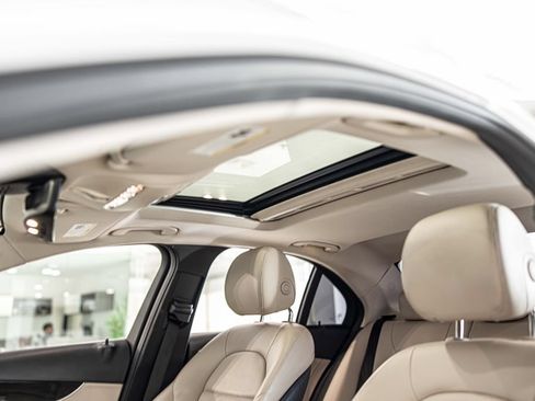 Used 2021 Mercedes-Benz C 300 Sedan image 19