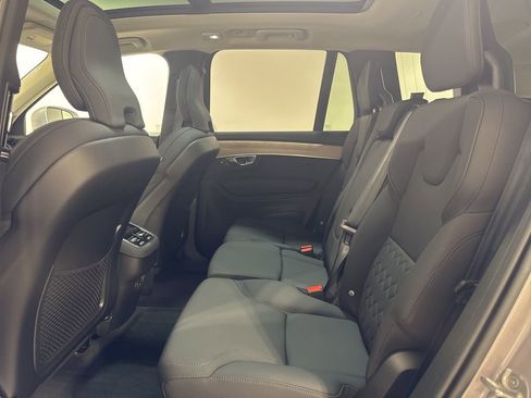 Used 2026 Volvo XC90 B5 Plus w/ Protection Package image 22