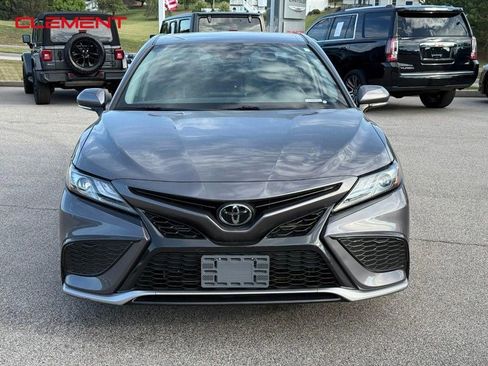 Used 2022 Toyota Camry XSE image 12