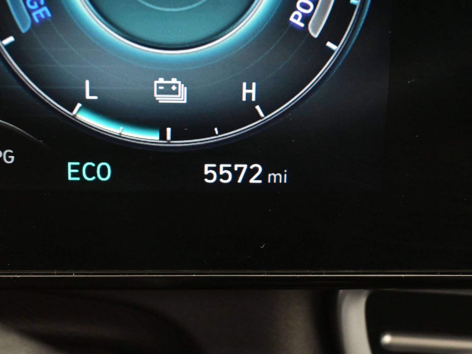 Certified 2025 Hyundai Elantra Limited FWD image 25
