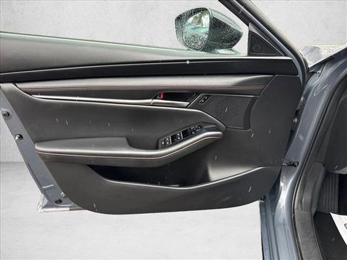 Used 2024 MAZDA MAZDA3 s image 10