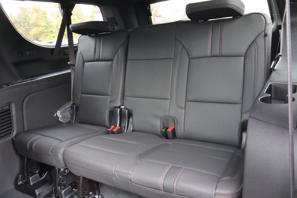 New 2027 Chevrolet Suburban RST w/ Advanced Technology Package AWD/4WD image 25
