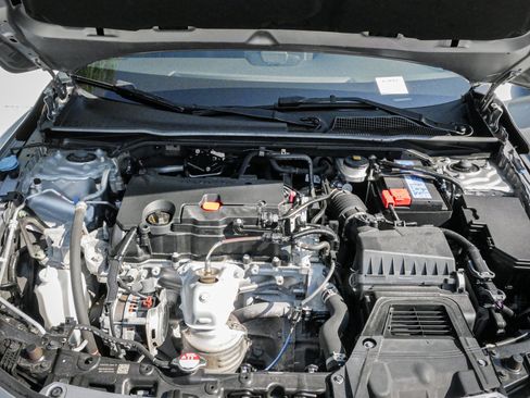 Used 2022 Honda Civic Sport image 32