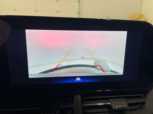 Used 2025 Chevrolet Trax ACTIV image 5