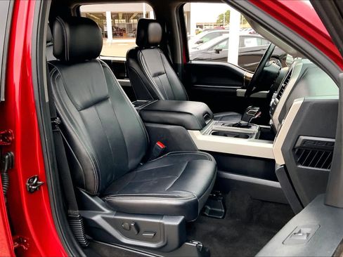 Used 2020 Ford F150 Lariat w/ Equipment Group 502A Luxury AWD/4WD image 9