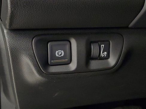 Used 2023 GMC Acadia SLT AWD/4WD image 13