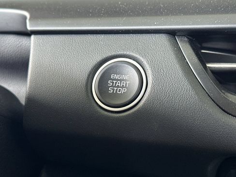 Certified 2024 Kia Seltos SX w/ SX Sunroof Package AWD/4WD image 20