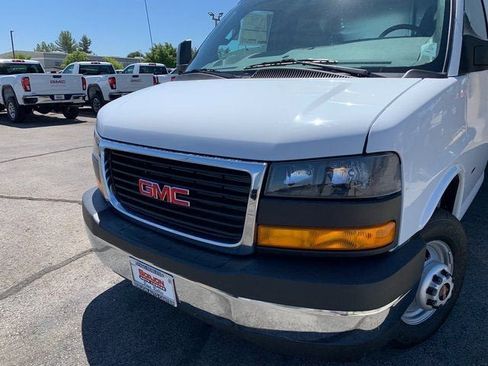 New 2025 GMC Savana 3500 Extended w/ Power Convenience Package RWD image 3