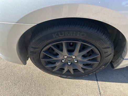 Used 2013 Nissan Sentra SV image 5