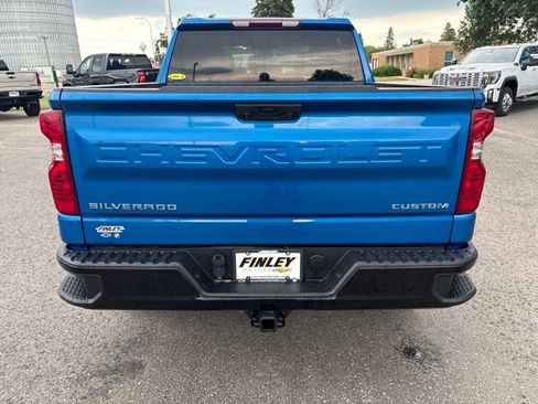 Used 2023 Chevrolet Silverado 1500 Custom Trail Boss AWD/4WD image 8