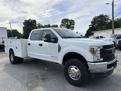 Used 2019 Ford F350 XL w/ Power Equipment Group AWD/4WD image 4