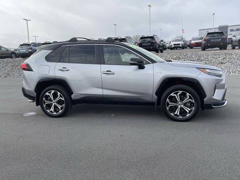 Used 2022 Toyota RAV4 XSE image 2