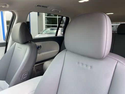 New 2026 Hyundai Ioniq 9 SEL image 31