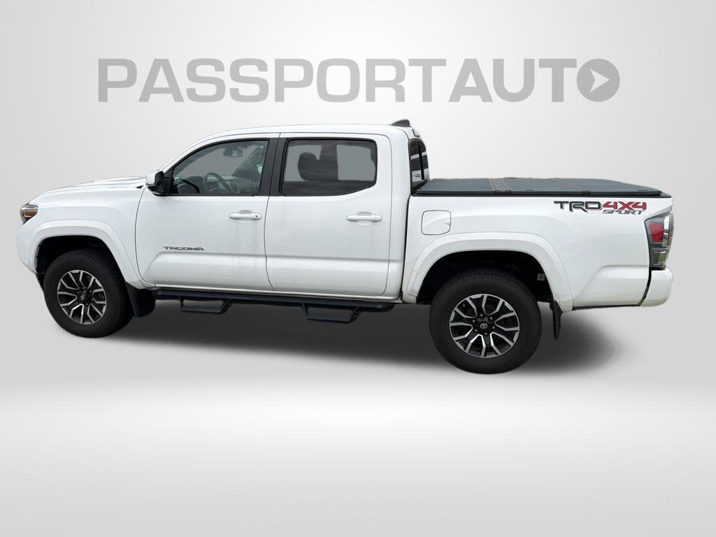 Used 2020 Toyota Tacoma TRD Sport w/ Technology Package AWD/4WD image 2