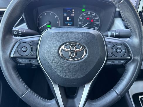 Used 2024 Toyota Corolla SE FWD image 11