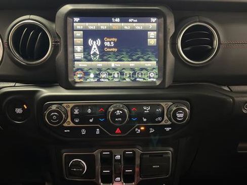 Used 2020 Jeep Wrangler Unlimited Rubicon w/ Quick Order Package 28Y Recon image 12