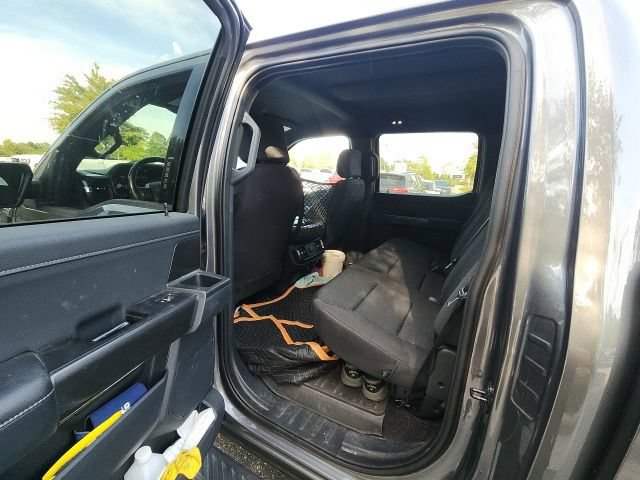 Used 2022 Ford F150 XLT w/ Equipment Group 302A High AWD/4WD image 19