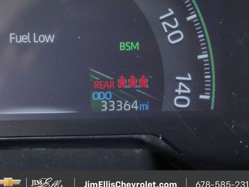 Used 2025 Toyota RAV4 XLE FWD image 11