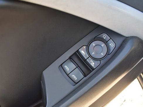 Used 2019 Chevrolet Camaro LT image 12