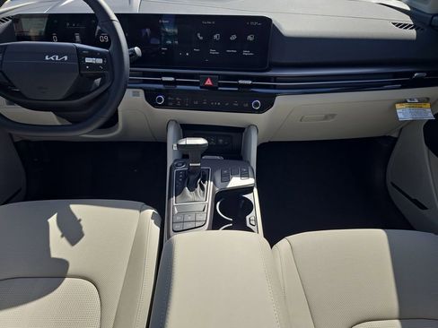 New 2026 Kia Sportage EX image 15