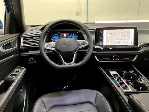 New 2026 Volkswagen Atlas Cross Sport SEL image 15