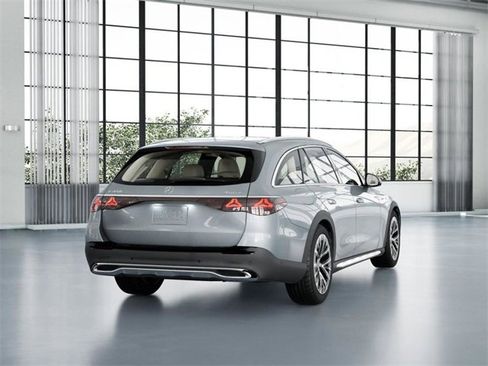 New 2026 Mercedes-Benz E 450 4MATIC All-Terrain Wagon image 23
