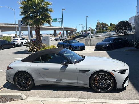 Used 2025 Mercedes-Benz SL 63 AMG S e Performance 4MATIC image 5