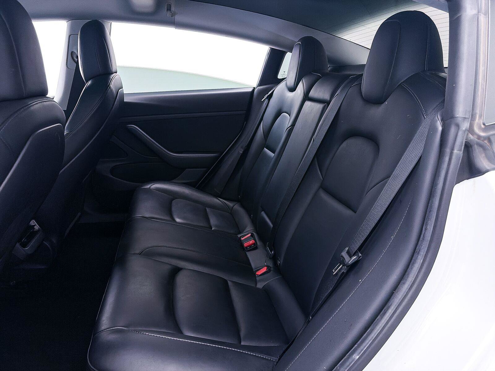 Used 2021 Tesla Model 3 RWD image 33