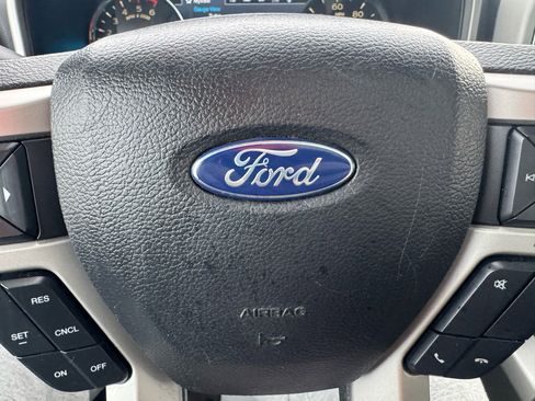 Used 2018 Ford F150 Lariat w/ Equipment Group 502A Luxury image 19