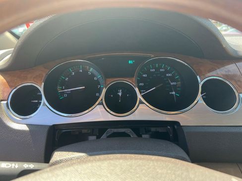 Used 2011 Buick Enclave CXL AWD/4WD image 25