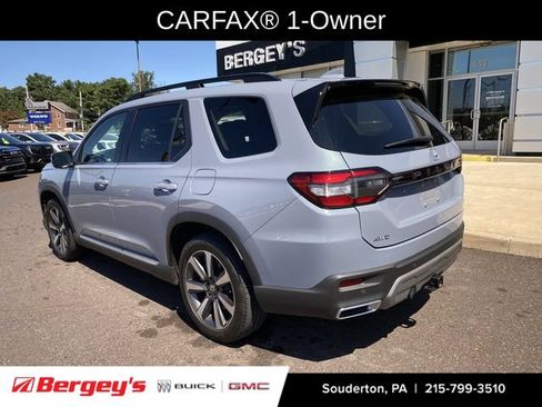 Used 2024 Honda Pilot Elite image 3
