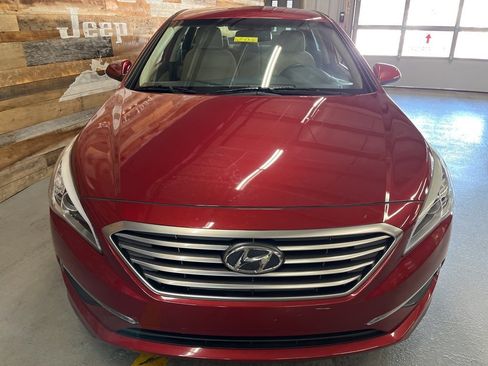 Used 2015 Hyundai Sonata SE w/ Option Group 09 image 7
